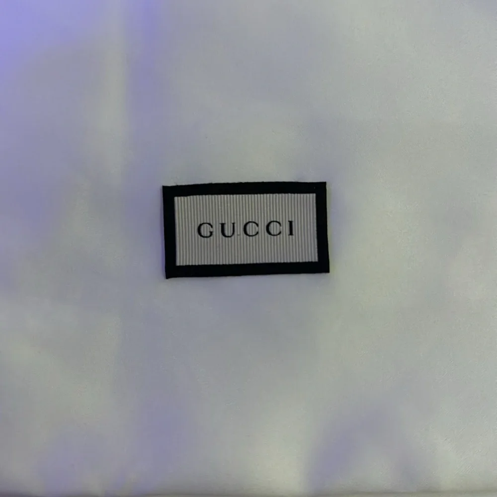 Small Gucci pouch!